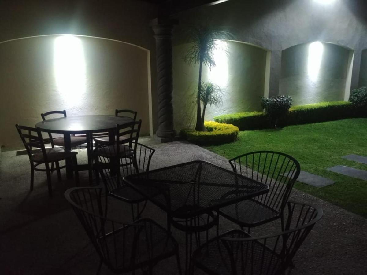 Estancia Santa Fe Celaya  Exterior photo
