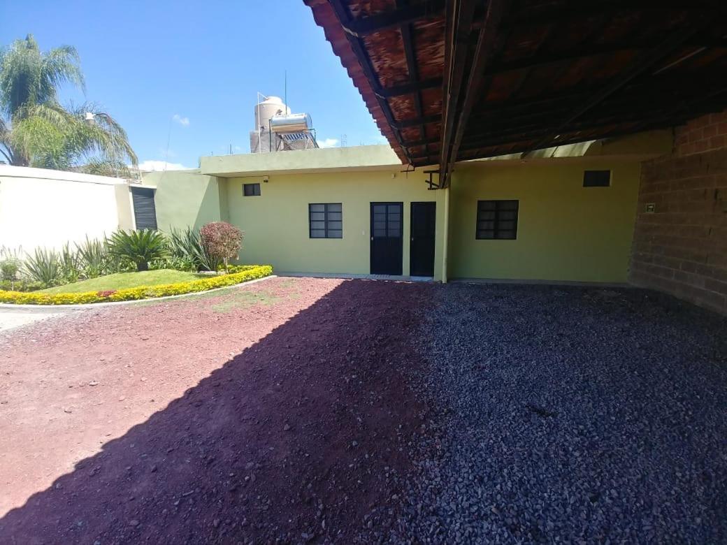 Estancia Santa Fe Celaya  Exterior photo